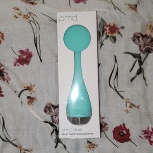 pmd Smart Facial Cleansing Device
